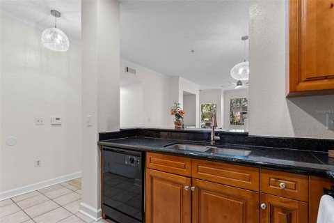 Condo in Orlando, Florida, 3 bedrooms  № 1849742 - photo 14