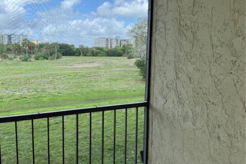 Снять в аренду кондоминиум в Лодерхилл, Флорида 2 спальни, № 2058799 - фото 16