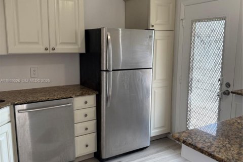 Снять в аренду кондоминиум в Лодерхилл, Флорида 2 спальни, № 2058799 - фото 19