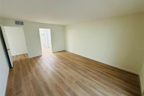 Copropriété à louer à Bradenton, Floride: 2 chambres, 130.81 m2 № 2324075 - photo 15