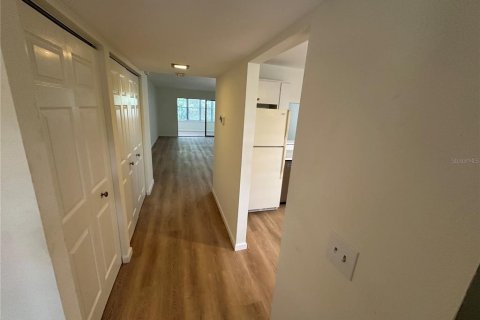 Copropriété à louer à Bradenton, Floride: 2 chambres, 130.81 m2 № 2324075 - photo 3