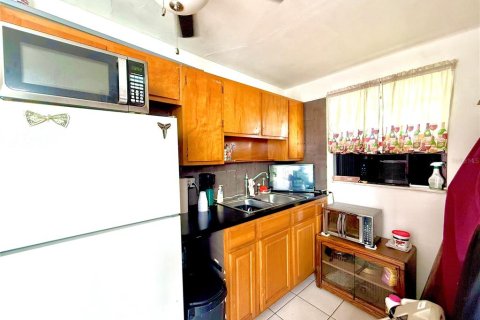 Villa ou maison à vendre à Tampa, Floride: 3 chambres, 127.28 m2 № 1910095 - photo 11