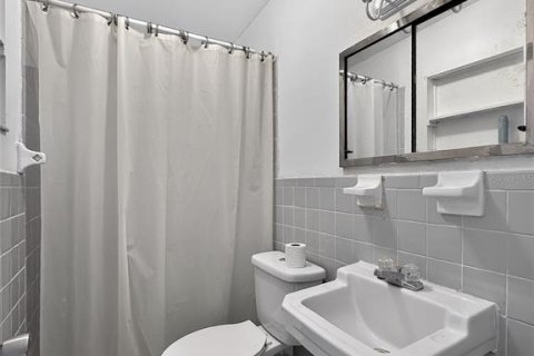 House in Tampa, Florida 3 bedrooms, 127.28 sq.m. № 1910095 - photo 21