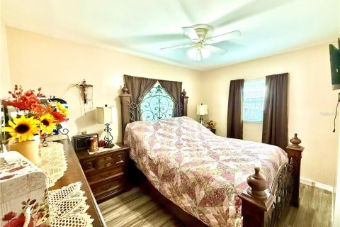 Villa ou maison à vendre à Tampa, Floride: 3 chambres, 127.28 m2 № 1910095 - photo 8