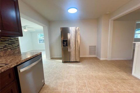 Casa en venta en Winter Haven, Florida, 3 dormitorios, 133.31 m2 № 2219125 - foto 11
