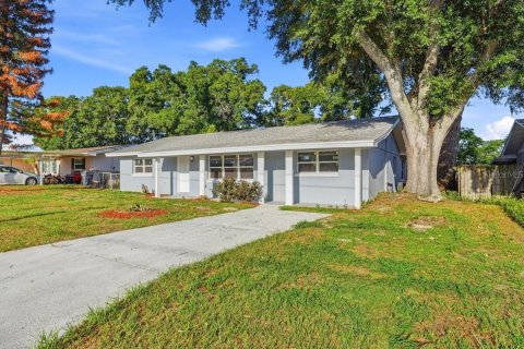 Casa en Winter Haven, Florida 3 dormitorios, 133.31 m2 № 2219125