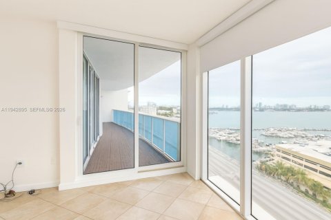 Copropriété à louer à North Bay Village, Floride: 2 chambres, 118.36 m2 № 1999224 - photo 28