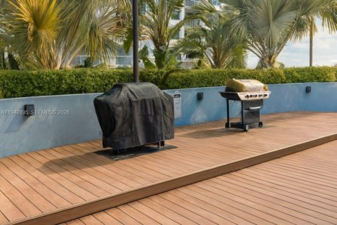 Copropriété à louer à North Bay Village, Floride: 2 chambres, 118.36 m2 № 1999224 - photo 13