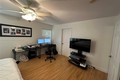 Villa ou maison à vendre à Weston, Floride: 3 chambres, 140.93 m2 № 1963580 - photo 15