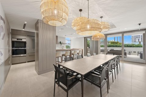 Copropriété à vendre à Coral Gables, Floride: 4 chambres, 396.41 m2 № 1940934 - photo 20