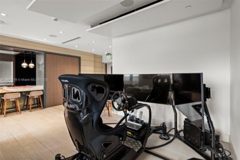 Copropriété à vendre à Coral Gables, Floride: 4 chambres, 396.41 m2 № 1940934 - photo 30