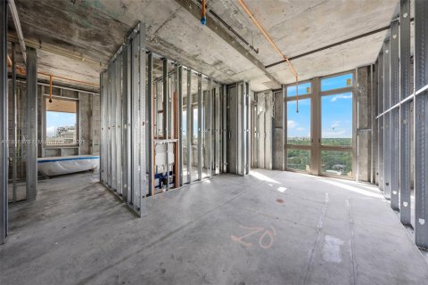 Copropriété à vendre à Coral Gables, Floride: 4 chambres, 396.41 m2 № 1940934 - photo 13