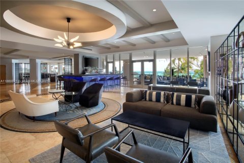 Condominio en alquiler en Sunny Isles Beach, Florida, 1 dormitorio, 91.97 m2 № 1929180 - foto 14