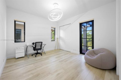 Купить виллу или дом в Паркленд, Флорида 4 спальни, 293.66м2, № 1970270 - фото 21