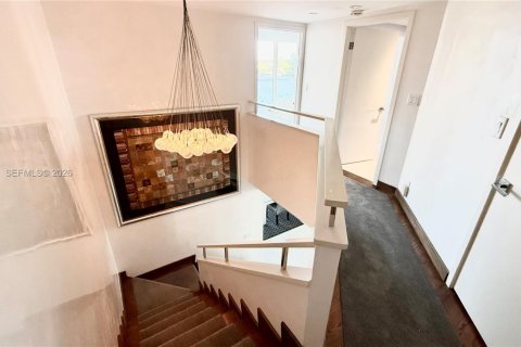Copropriété à louer à Aventura, Floride: 3 chambres, 237.83 m2 № 2414557 - photo 10