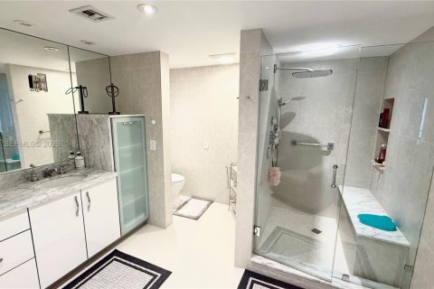 Copropriété à louer à Aventura, Floride: 3 chambres, 237.83 m2 № 2414557 - photo 5