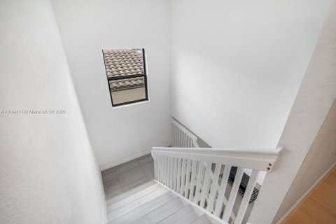 Купить виллу или дом в Майами, Флорида 5 спален, 294.5м2, № 2038065 - фото 13