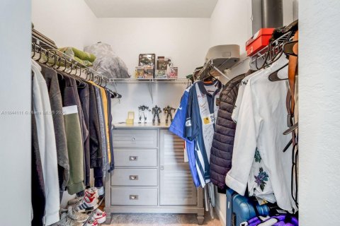 Купить виллу или дом в Майами, Флорида 5 спален, 294.5м2, № 2038065 - фото 27