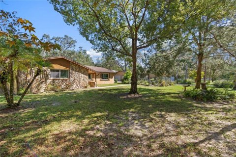 House in Hudson, Florida 3 bedrooms, 193.14 sq.m. № 2430328 - photo 3
