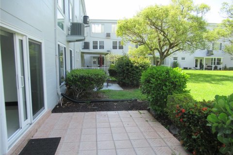 Copropriété à louer à Clearwater, Floride: 2 chambres, 130.06 m2 № 2109629 - photo 26