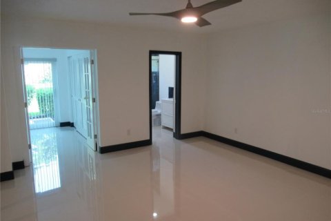 Copropriété à louer à Clearwater, Floride: 2 chambres, 130.06 m2 № 2109629 - photo 18