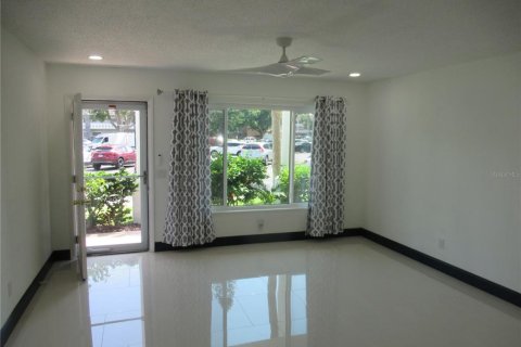 Copropriété à louer à Clearwater, Floride: 2 chambres, 130.06 m2 № 2109629 - photo 12