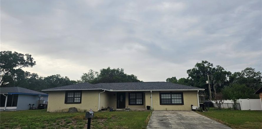Casa en Lakeland, Florida 5 dormitorios, 197.79 m2 № 2102991
