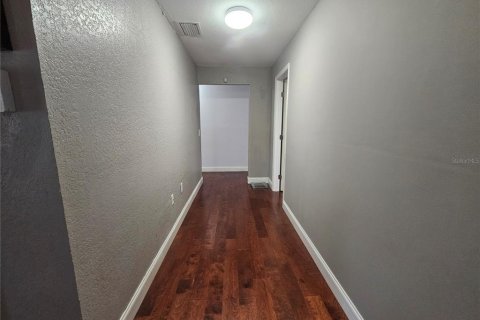 Casa en venta en Lakeland, Florida, 5 dormitorios, 197.79 m2 № 2102991 - foto 25