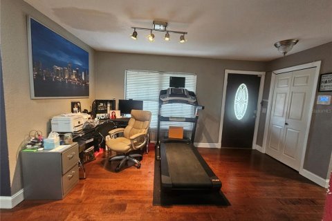 Casa en venta en Lakeland, Florida, 5 dormitorios, 197.79 m2 № 2102991 - foto 5