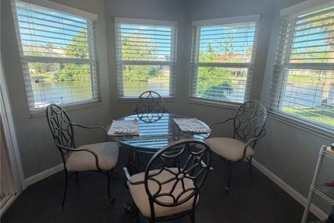 Villa ou maison à louer à Palm Coast, Floride: 3 chambres, 160.91 m2 № 2388615 - photo 3