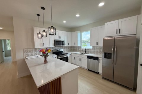 Casa en venta en Spring Hill, Florida, 3 dormitorios, 145.02 m2 № 1837794 - foto 16
