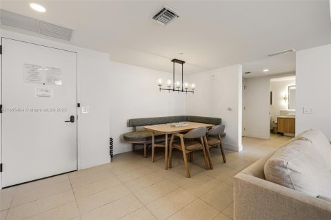 Купить кондоминиум в Майами, Флорида 2 спальни, 84.26м2, № 1920365 - фото 14