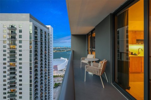 Купить кондоминиум в Майами, Флорида 2 спальни, 84.26м2, № 1920365 - фото 23