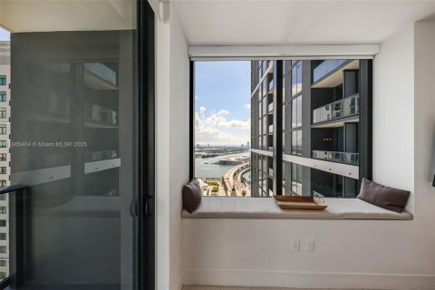 Купить кондоминиум в Майами, Флорида 2 спальни, 84.26м2, № 1920365 - фото 18