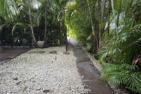 Снять в аренду виллу или дом в Майами, Флорида 2 спальни, 255.48м2, № 2004959 - фото 14