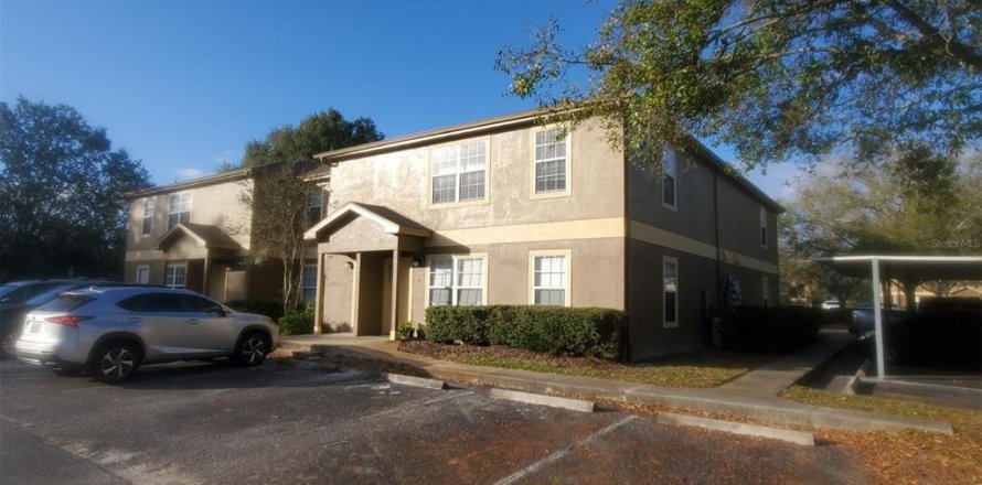 Condominio en Zephyrhills, Florida, 2 dormitorios  № 1900694