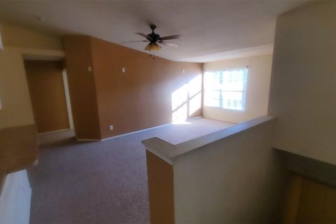 Condominio en alquiler en Zephyrhills, Florida, 2 dormitorios, 101.91 m2 № 1900694 - foto 5