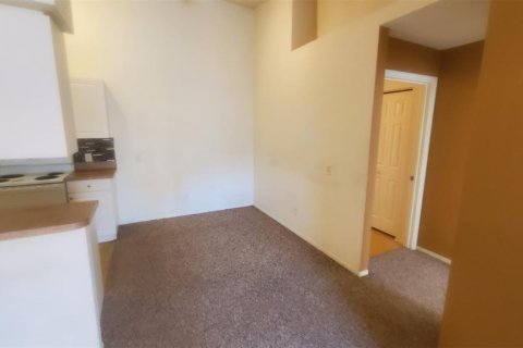 Condominio en alquiler en Zephyrhills, Florida, 2 dormitorios, 101.91 m2 № 1900694 - foto 8