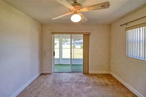 Condo in Sun City Center, Florida, 2 bedrooms  № 2113356 - photo 26