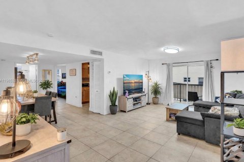 Condominio en Miami Beach, Florida, 2 dormitorios № 2089719