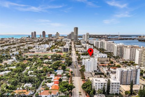 Condominio en venta en Miami Beach, Florida, 2 dormitorios, 92.25 m2 № 2089719 - foto 28