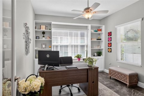 Townhouse in Fish Hawk, Florida 2 bedrooms, 141.68 sq.m. № 2238729 - photo 28