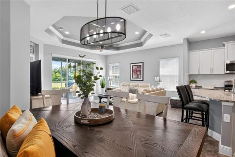 Townhouse in Fish Hawk, Florida 2 bedrooms, 141.68 sq.m. № 2238729 - photo 14