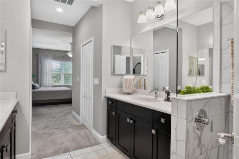 Townhouse in Fish Hawk, Florida 2 bedrooms, 141.68 sq.m. № 2238729 - photo 22