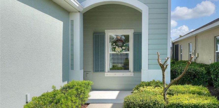 Townhouse in Fish Hawk, Florida 2 bedrooms, 141.68 sq.m. № 2238729