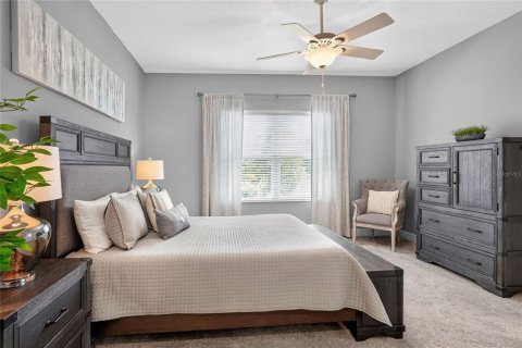 Townhouse in Fish Hawk, Florida 2 bedrooms, 141.68 sq.m. № 2238729 - photo 18