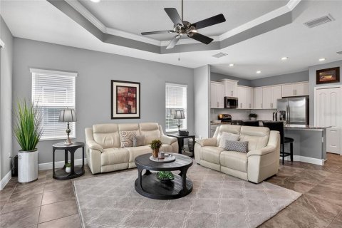 Townhouse in Fish Hawk, Florida 2 bedrooms, 141.68 sq.m. № 2238729 - photo 13