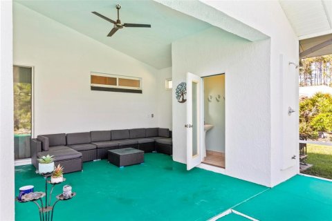 House in Palm Coast, Florida 3 bedrooms, 170.66 sq.m. № 1508144 - photo 22