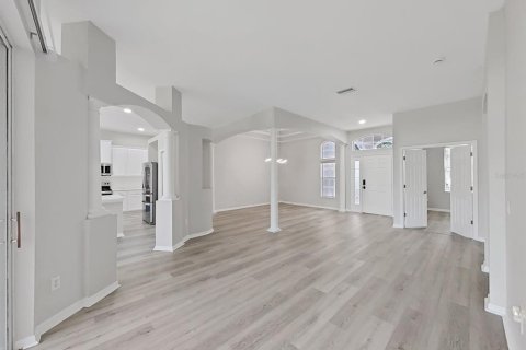 Villa ou maison à vendre à Tampa, Floride: 5 chambres, 256.78 m2 № 2408127 - photo 24