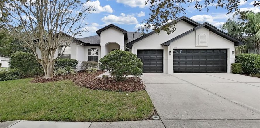Villa ou maison à Tampa, Floride 5 chambres, 256.78 m2 № 2408127